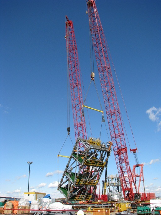Kearl Lake Module Assembly · historical project photograph.